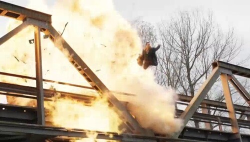 《猎杀游戏》“动作英雄”特辑！3次爆炸极具视觉冲击力