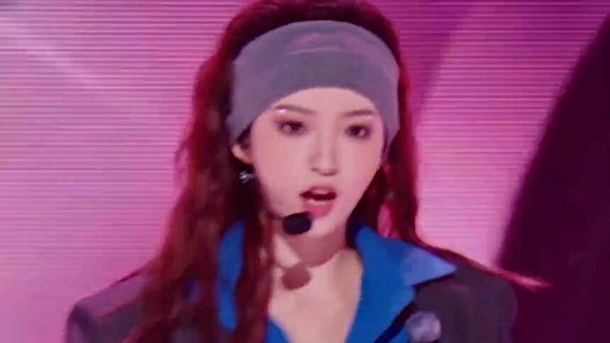 王霏霏/孟佳/宋妍霏/罗予彤《我的地盘》心动直拍