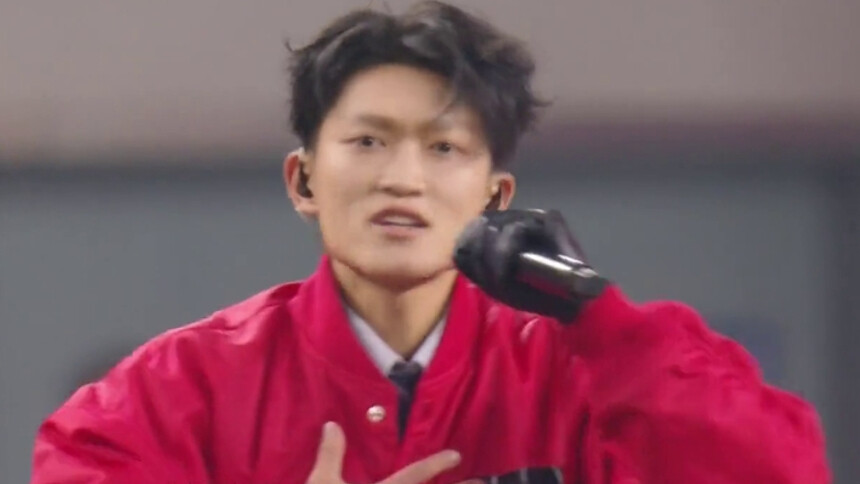 《声名远扬2025》选手刘牧洲领唱《真心英雄》