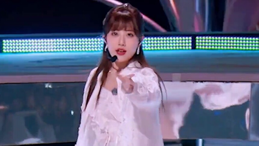 李艺彤/Nune努恩/房琪《没有如果》心动直拍