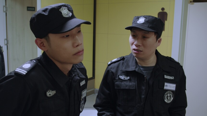 《仁心俱乐部》第38集看点：小虎在和万里争吵过程中突发晕倒