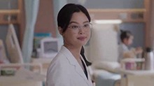 刘梓懿为准备做首次手术的筱筱拍全家福