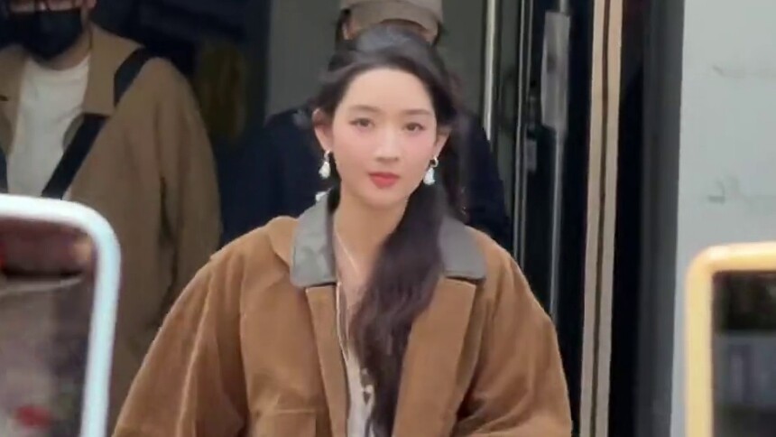 《你好，星期六2025》动感地带芒果卡晒晒时刻：王玉雯上班路透