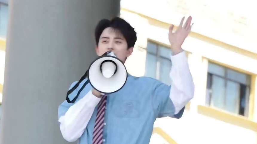 《你好，星期六2025》动感地带芒果卡晒晒时刻：敖瑞鹏上班路透