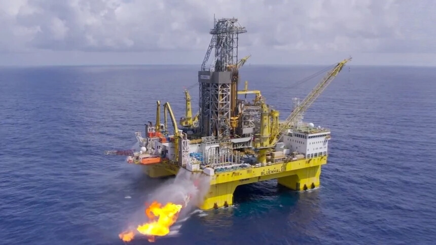 “深海一号”完成100船原油外输 年产量首破450万吨油当量！