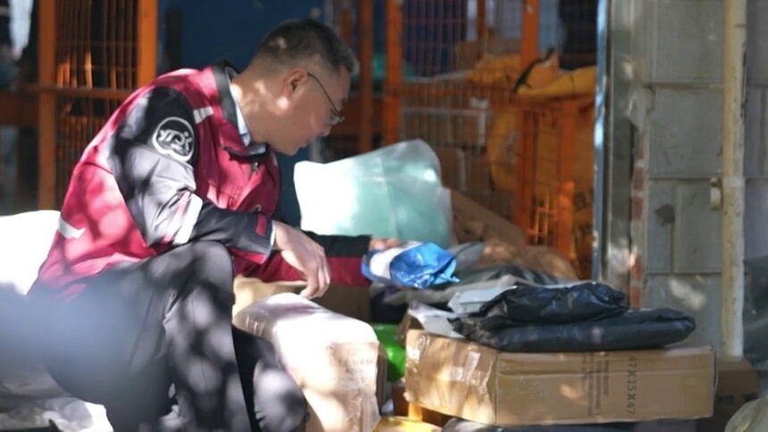 “新时代新雷锋”马石光：立足岗位建功、勇担社会责任的快递小哥