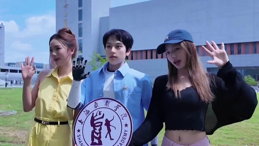 为何要给“学霸01”安排生活场景？