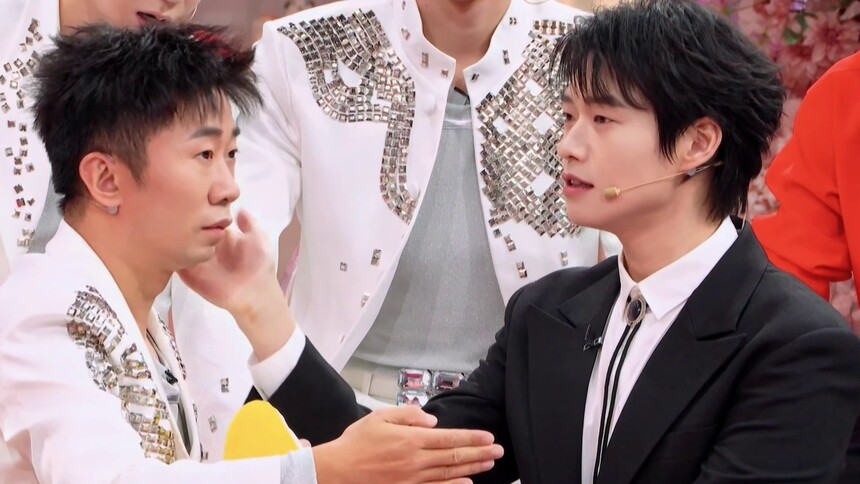 魏大勋杨迪“你们不要再打啦！”