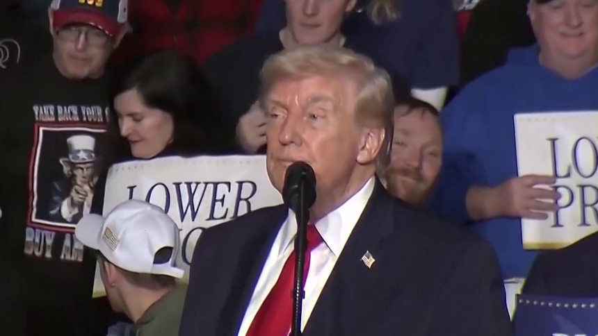 美总统称还有一支舰队正驶向伊朗