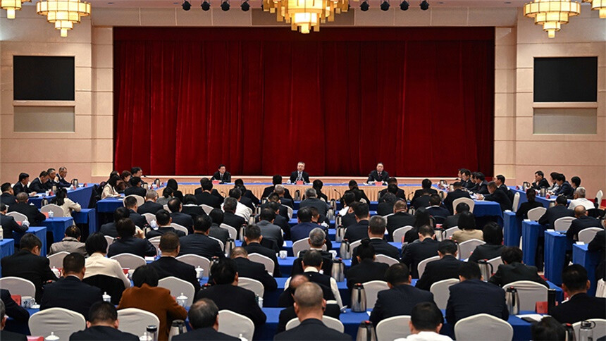 沈晓明参加省政协十三届四次会议第一联组讨论 坚持履职为民 积极建言资政 为“十五五”开好局起好步凝心聚力 毛万春主持