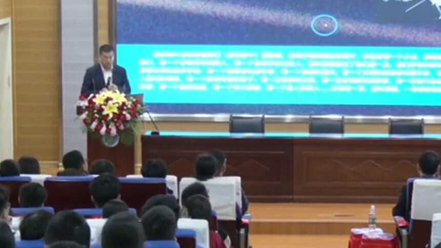 中国科学院院士王赤 回母校邵阳市二中啦 奋进力量激励莘莘学子