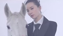 刘诗诗一秒变成刘英俊