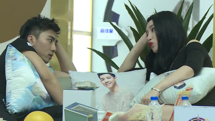 何丽意外命中钻石游戏 秒变军师亲授舟奕博技巧-综艺-高清视频在线