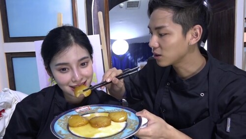 孔繁浩梁熙彬818第n次虐汪秀!喂你吃糖油粑粑是最浪漫的事