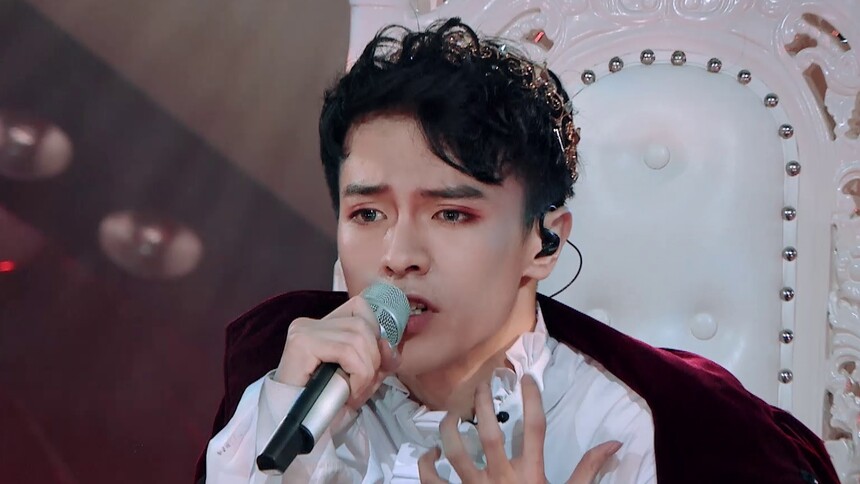 仿佛看了场舞台剧!王南钧华丽风格演绎《易燃易爆炸》