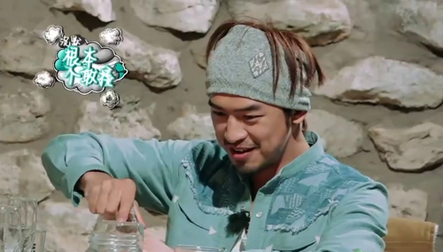 花儿与少年 第三季-杨佑宁狂卖队友 江疏影陈柏霖开玩笑陷入尴尬-综艺