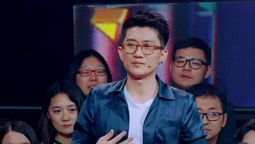 金志文靠模仿动力火车出道煽情表白被怼哭