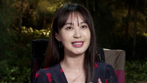 李菲儿参加美食节目饿到翻白眼
