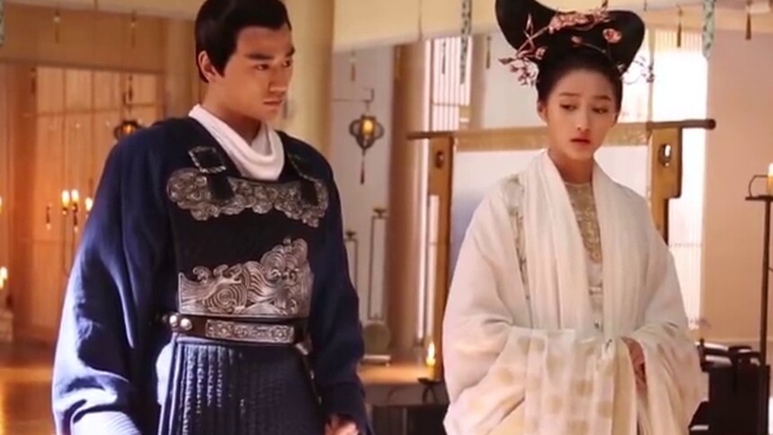 《凤囚凰》福利花絮：关晓彤原声曝光！小奶楚片场萌萌哒