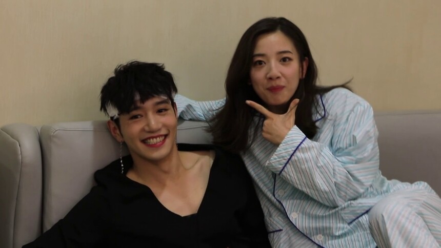 许珮珊主演:张轩睿 / 戚砚笛 / 马梦唯 / 邱柏皓 / 张昊玥 / 肖燃地区