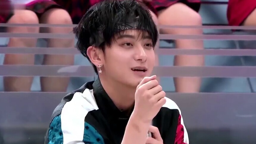 黄子韬爆笑名场面其实你是个搞笑艺人吧