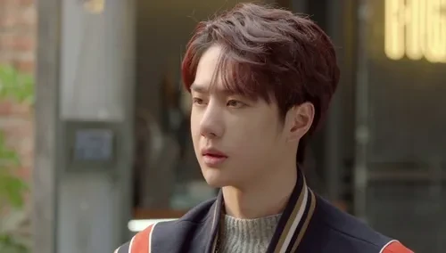 季向空卖车凑林逸轩违约金-电视剧-高清视频在线观看-芒果tv