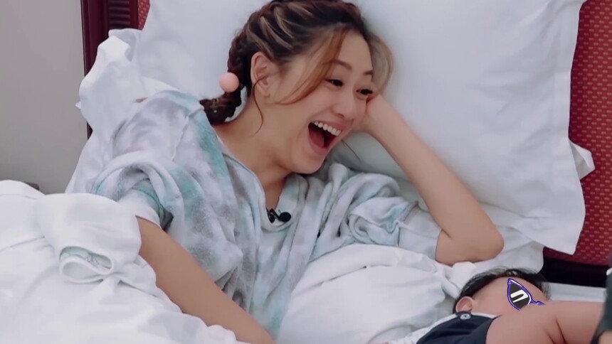 新生的秘密 第二季春采夫妇第10期:应采儿带hoho出远门笑料不断