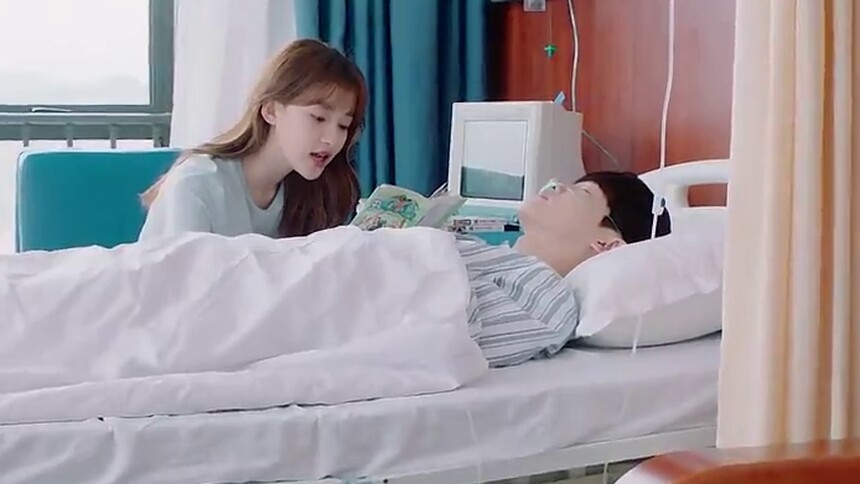 洛书昏迷不醒初遥床边念故事给他听