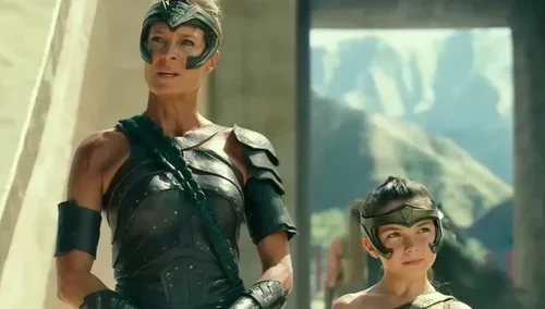 神奇女侠1984超长中文片段天堂岛超能大赛震撼开启