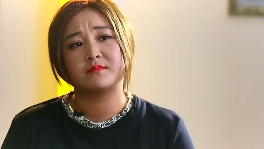 贾玲变千颂伊
