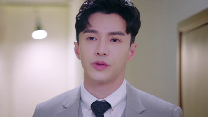 播放00节目简介楼下女友请签收导演:明焱主演:王冠逸 / 徐好 / 吴昊泽