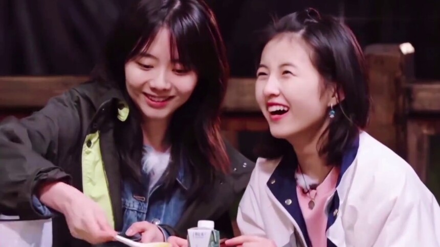 谭松韵x张子枫女孩子就是来美化生活的姐姐赴妹妹的约