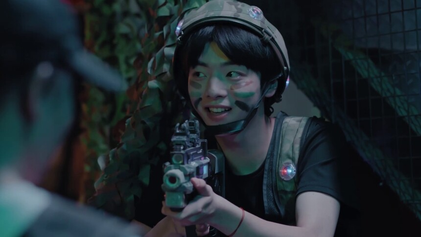 陆星皓想着拿五分卡被姜老师一枪反杀