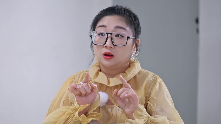 傅首尔从小生活在比较体系里