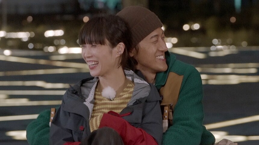 苏诗丁卢歌小品式再现浪漫日常 后背拥抱太甜了-综艺-高清视频在线