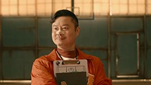 魏国铮成仁爱之家篮球教练