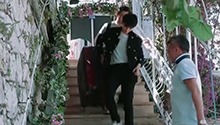 名场面回顾：王俊凯连续搬行李