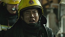 灾难之下逆行救援燃泪并存