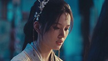 暧昧拉满！凤鸢为赫连曦上药