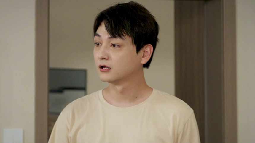 当搞笑女遇上搞笑男 向南小妮浮夸式表演说来就来！
