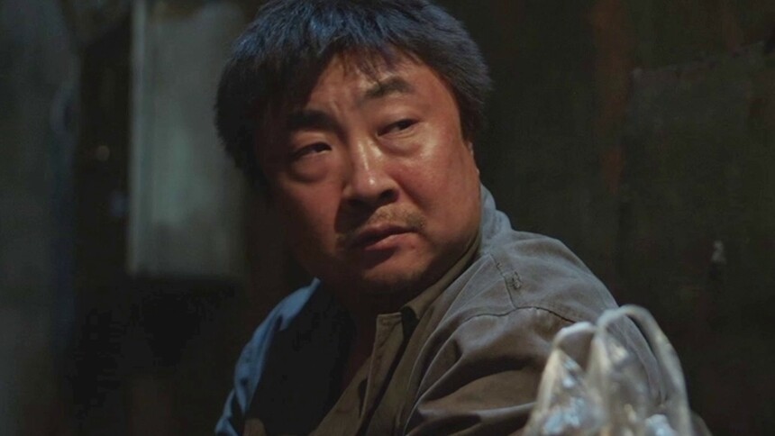 《森中有林》乔杉北影节最佳男配 喜人二十年终登领奖台