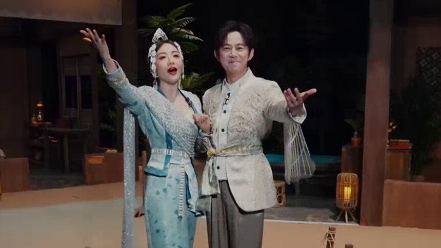 何炅杨蓉开场就是大招