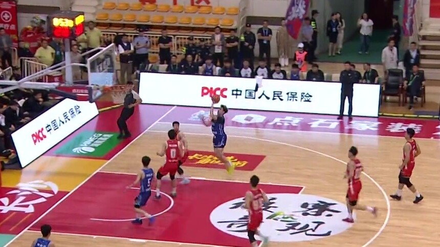 湘BA来了 孤勇38分！娄底队贺赵杰“拼到极限”拼进加时 最终憾负长沙