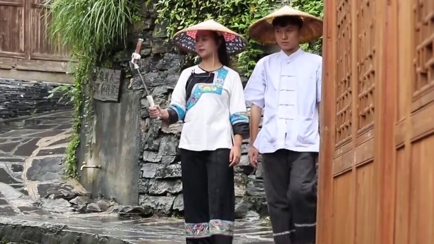 最美家庭 石慧夫妇：一条心过好小日子 一起拼带火大苗乡