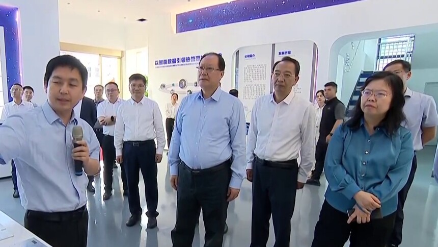 毛伟明在株洲参加省人大代表小组主题活动 擦亮“金名片”做强产业链 持续提升北斗产业竞争力集聚度