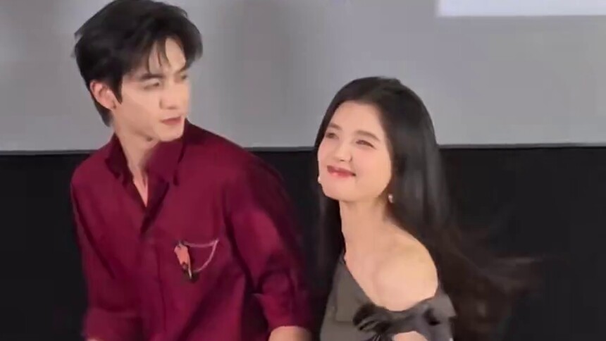 宋威龙张婧仪上演牵手奔跑名场面