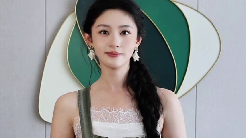 《飞到我心上》赵晴：开学后你的手机相册里装了什么秘密？