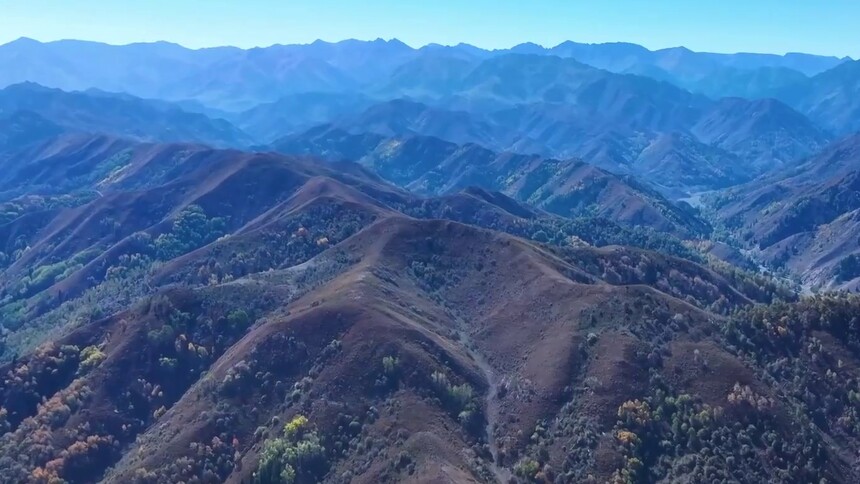 千城胜景｜新疆裕民：塔斯特河谷浅秋如画