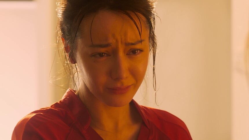 真正懂女人的都知道：和解只需一个眼神、一个动作