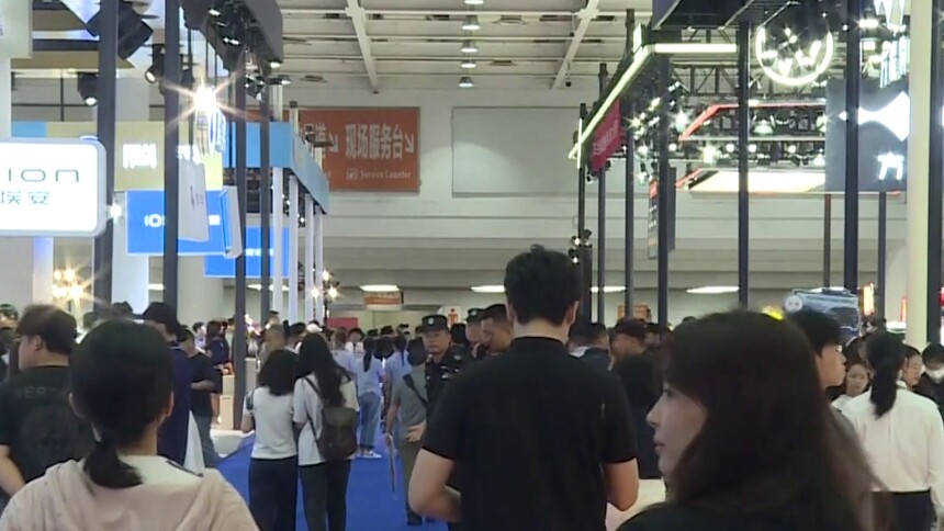 国庆消费“热”力全开 800万补贴叠加车企让利！ 芒果车展带火国庆车市